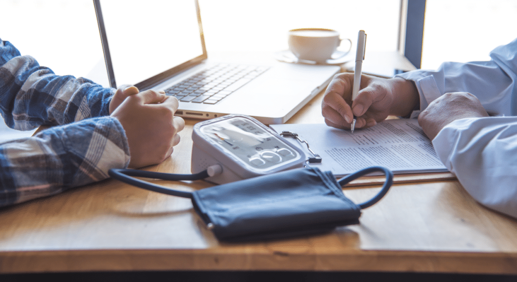 ما هو فحص العمالة المهنية المعتمد؟